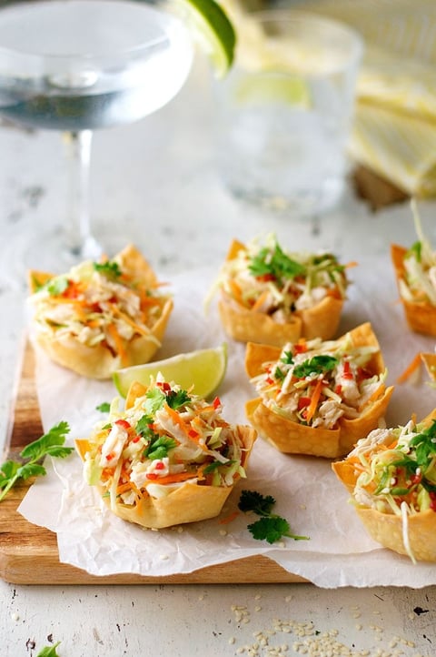 Thai Salade de Poulet Wonton Coupes