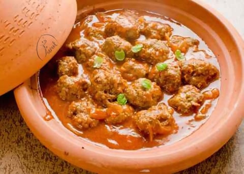 Tajine de Keftas à la Sauce Piquante