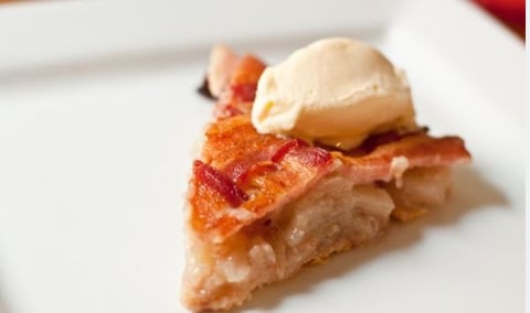 Tarte aux Pommes Tissée avec Bacon