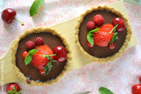 Tartelettes à la Panna Cotta Chocolatée et Fruits Rouges