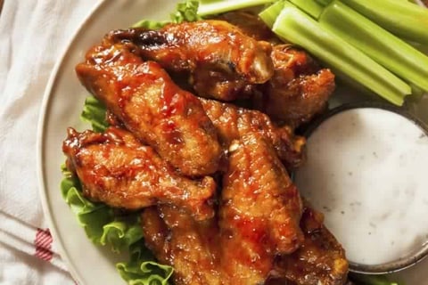 Ailes de Poulet Épicées ou " Chicken Wings – Spicy "
