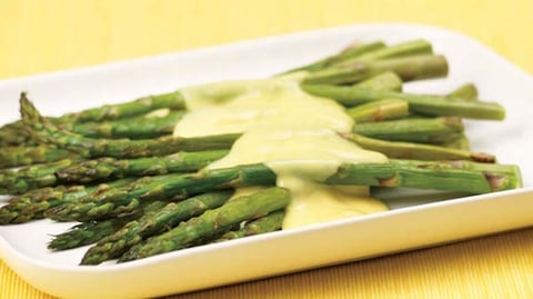 Asperges Rôties Nappées de Sauce Hollandaise
