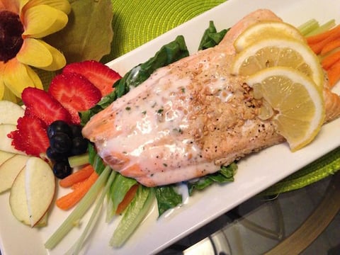 Assiette de Saumon Ensoleillée
