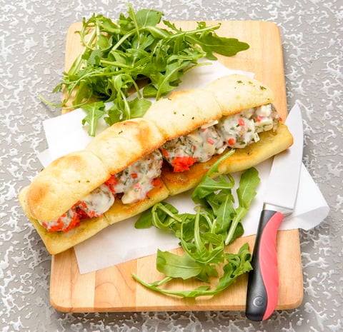 Baguette à l’ail Farcie aux Boulettes
