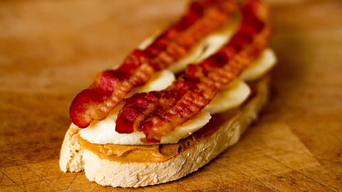 BANIK MONTE-CARLO (BANANE, BACON & BEURRE D'ARACHIDE)