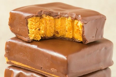 Barres Protéinées au Beurre D’arachide et Chocolat
