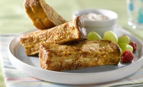 Bâtonnets de Pain Doré Farcis aux Pêches