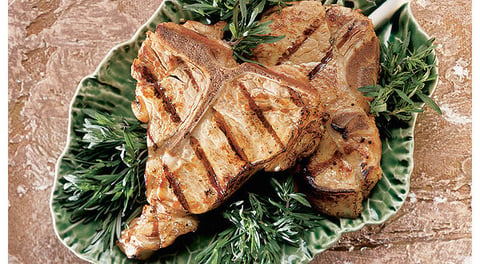Biftecks D’aloyau (côtelettes de longe) de Veau de Grain du Québec Grillés au Thym Citronné