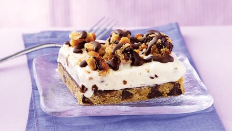 Biscuit Géant Garni de Crème Glacée