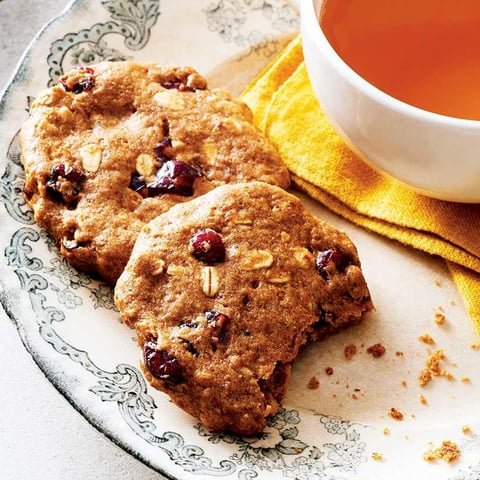 Biscuits à L’avoine, aux Dattes et aux Canneberges sans Lactose