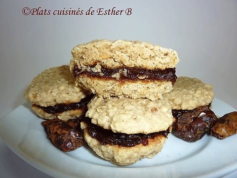 Biscuits au Gruau avec Garniture aux Dattes