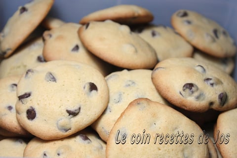 BISCUITS DÉCADENTS AUX PÉPITES DE CHOCOLAT