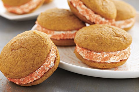 Biscuits Gâteaux à la Citrouille et aux Épices avec Crème au Gingembre