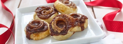BISCUITS ROULÉS À LA CANNELLE