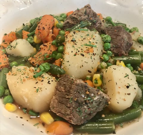 Boeuf et Légumes à L'autocuiseur
