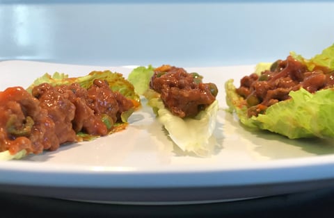 Boeuf Haché Chili sur Laitue Romaine