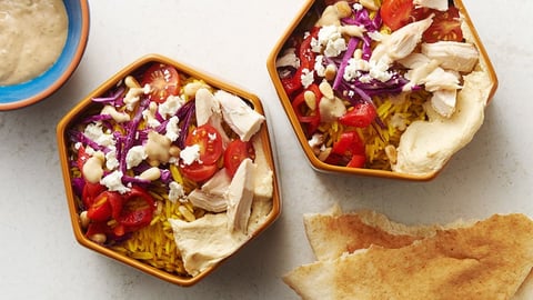 Bols de Pita au Poulet Méditerranéen