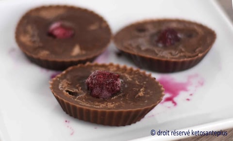 Bombes de Gras Chocolat et Petits Fruits (Fat bomb) Keto / Cétogène