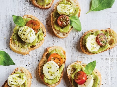 BOUCHÉES DE BOCCONCINI ET GUACAMOLE
