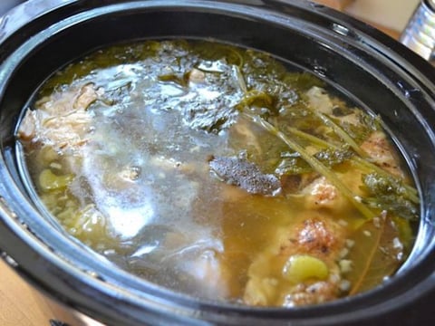 Bouillon de Poulet à la Mijoteuse