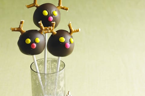 Boules aux Biscuits « Petits Rennes » sur Bâtonnet