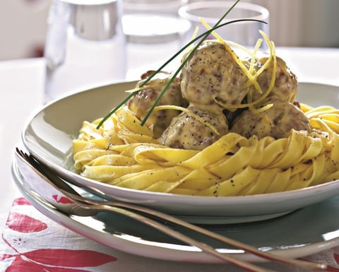 Boulettes de Bœuf Sauce au Citron et à la Crème