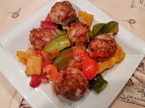Boulettes de Porc Extra Moelleuses à la Sauce Barbecue et aux Poivrons