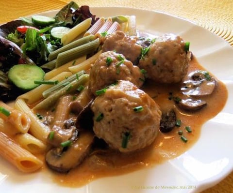 Boulettes de Veau à L’aneth, Sauce aux Champignons à la Crème de Messidor