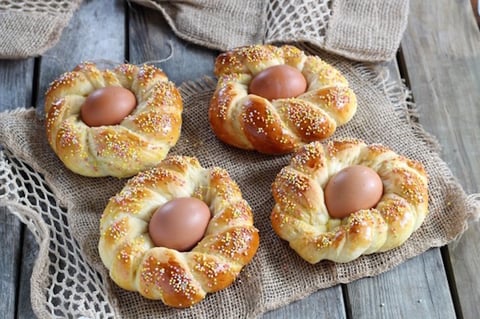 BRIOCHES DE PÂQUES