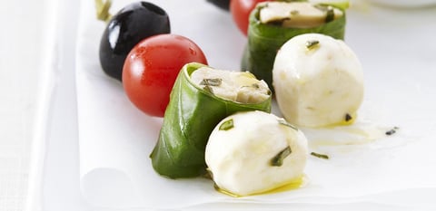 Brochettes au Poulet et Insalata Caprese