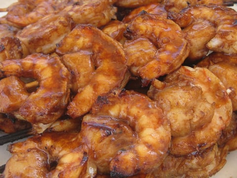 Brochettes de Crevettes et de Pétoncles Grillés à la Teriyaki