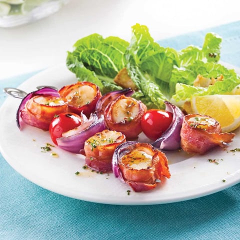 Brochettes de Pétoncles au Bacon et Tomates Cerises Express