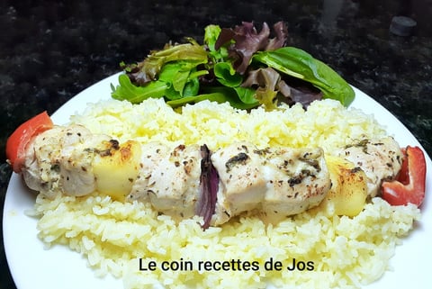 BROCHETTES DE POULET ET DE HALLOUMI AU CITRON
