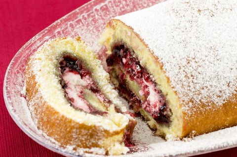 Bûche Glacée au Coulis de Petits Fruits