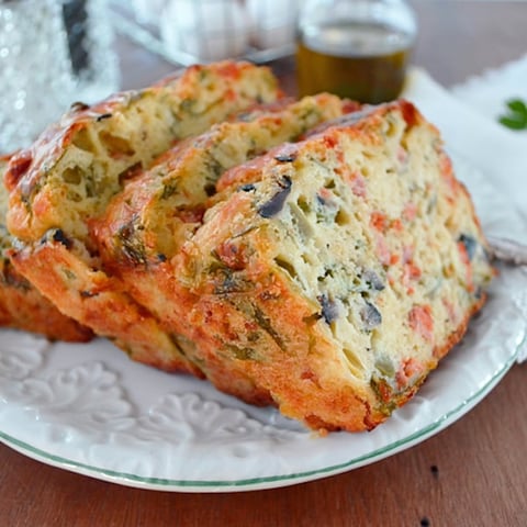 CAKE SALÉ AU CHORIZO ET JALAPENO