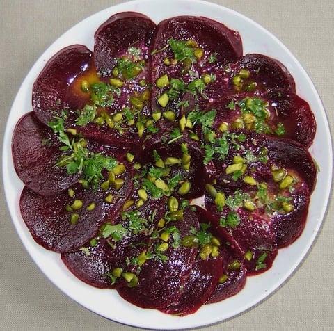 Carpaccio de Betteraves Crapaudines aux Pistaches