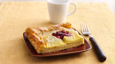 Carrés de Crêpes aux Poires et au Havarti