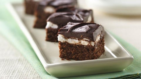 Carrés Moelleux à la Guimauve et au Chocolat