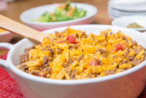 Casserole de Macaroni au Cheddar et au Bœuf