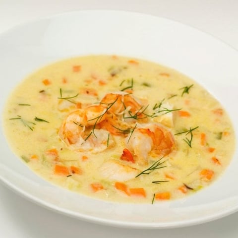 CHAUDRÉE AU NAPOLÉON ET AUX FRUITS DE MER