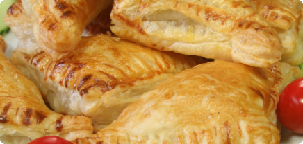 Chaussons Feuilletés au Bologne et aux Trois Fromages