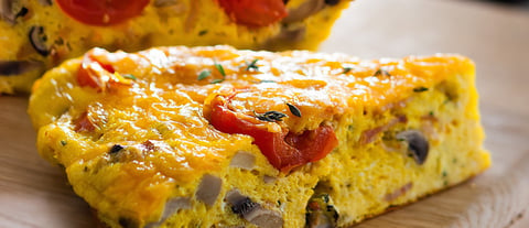 Frittata aux Champignons, Tomates Cerises, Bacon et Thym