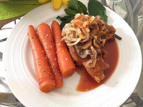 Chop de Porc et Carottes Glacées