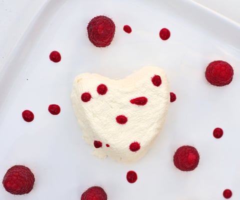 CŒUR À LA CRÈME AU YOGOURT GREC