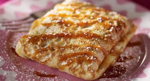 Crêpe au Chocolat et Caramel au Beurre Salé