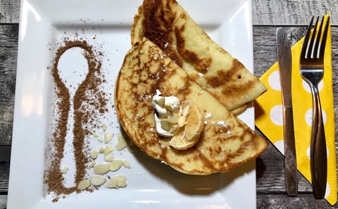 Crêpes Chocolat Beurre D'arachide et Fruits