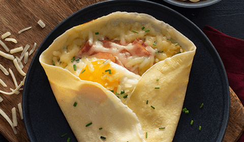 Crêpes Garnies de Fromage, Jambon et Oeufs