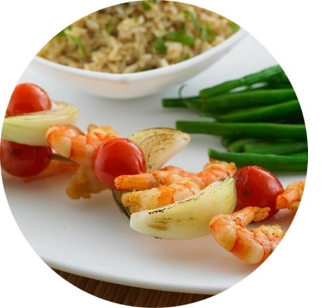 Crevettes Épicées et Brochette de Légumes
