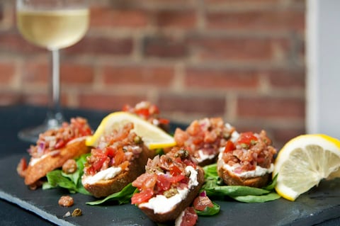 Crostinis de Bruschetta au Saumon Fumé