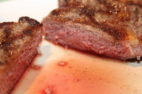 Cuire un Steak Parfaitement sur le BBQ